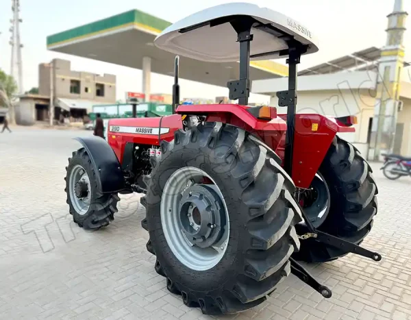 Massive 290 4WD Tractors For Sale In Togo