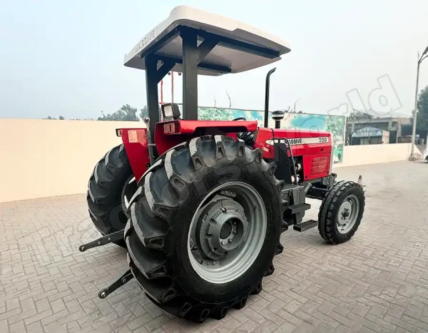 Massive 390 2WD SE Tractors For Sale In Togo