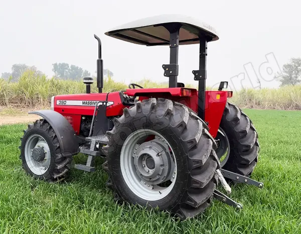 Massive 390 SE 4WD Tractors For Sale In Togo