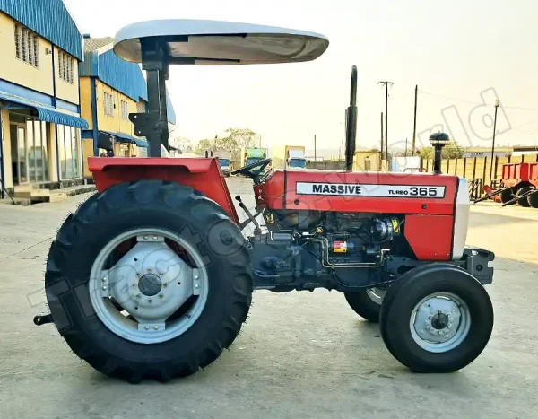 Massive 365 Tractors For Sale In Togo